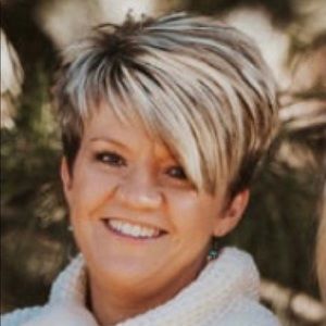 Meet your Posher, Kari